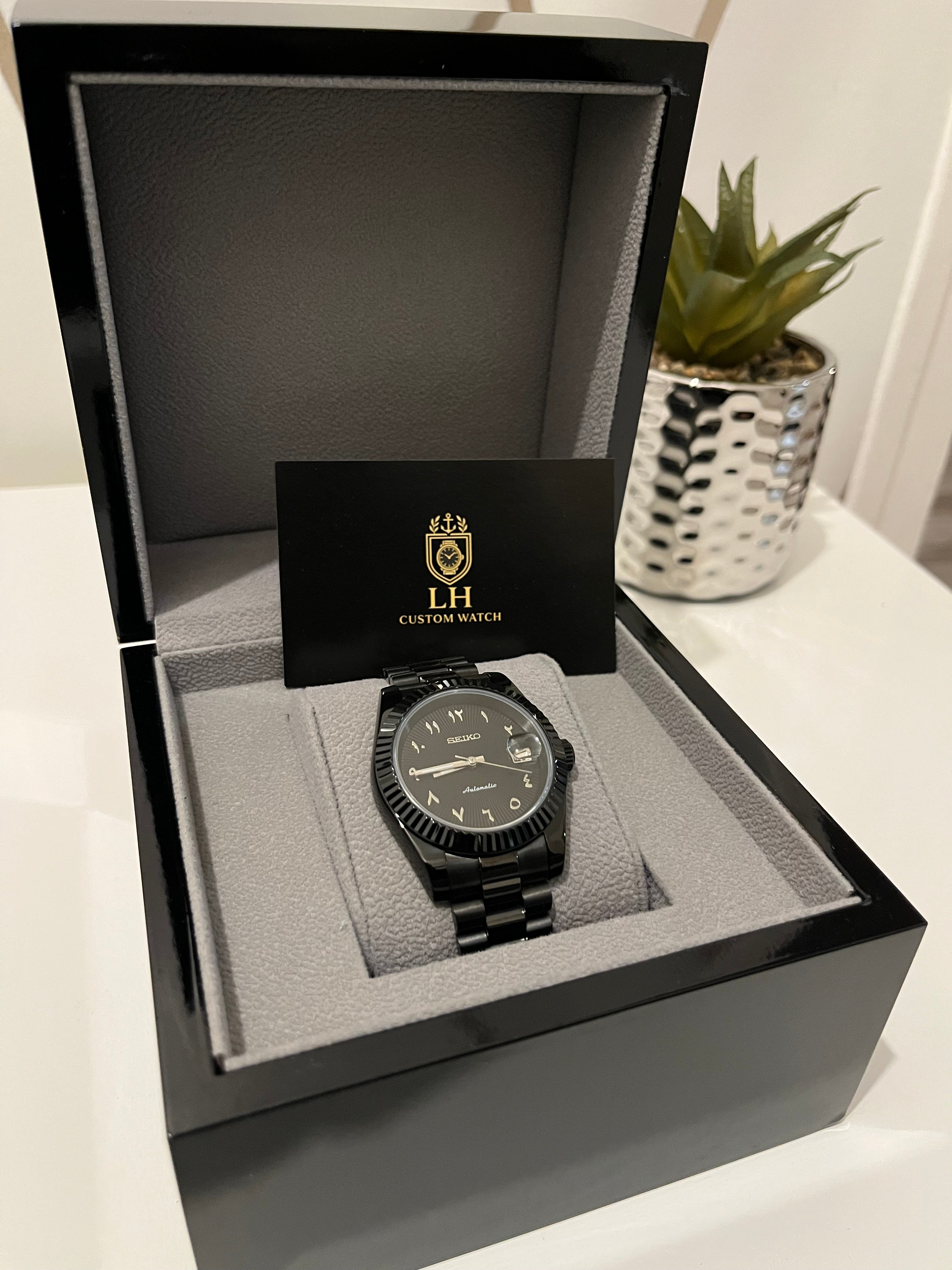 Seikustom Al-Waqt Black Edition